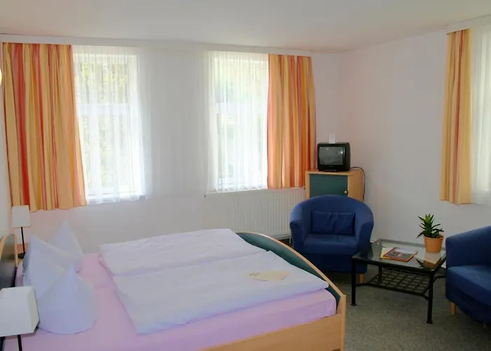 Gasthaus Zur Eiche Hotel 2*